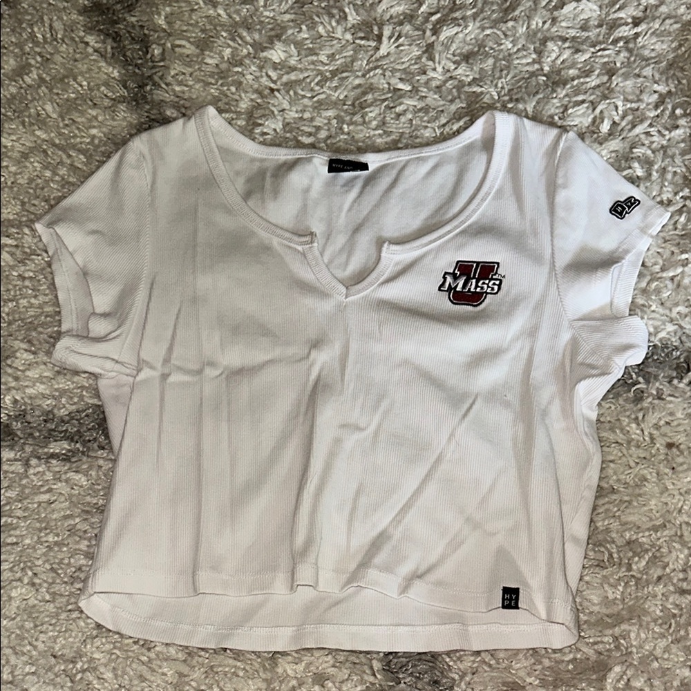 NWOT Hype & Vice UMass Tailgate Short Sleeve Crop Top Size XL